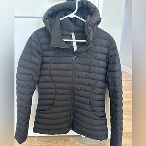 Lululemon Pack it Down puffer coat